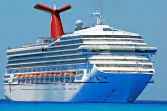 Voyage de noces en Polynésie : détente et romance sur les eaux turquoise !